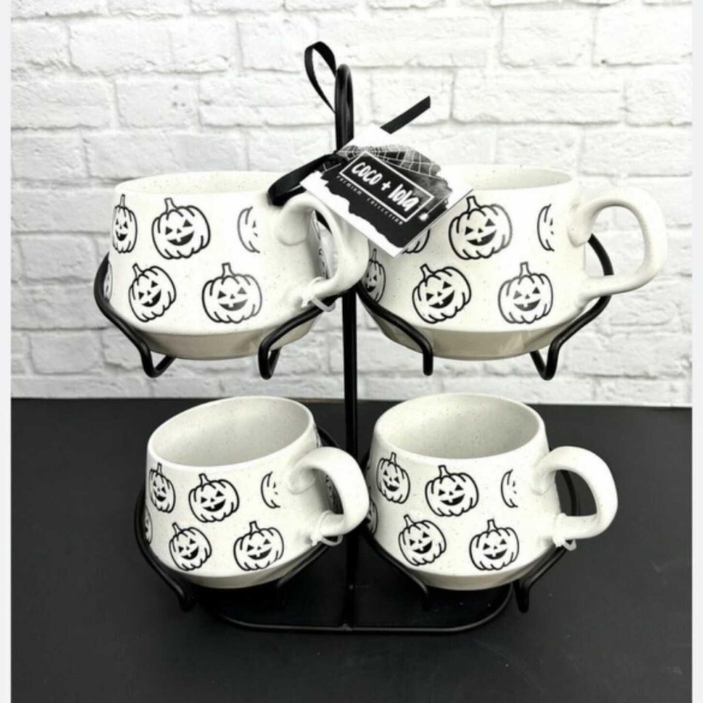 Coca and Lola Pumpkin Mugs
